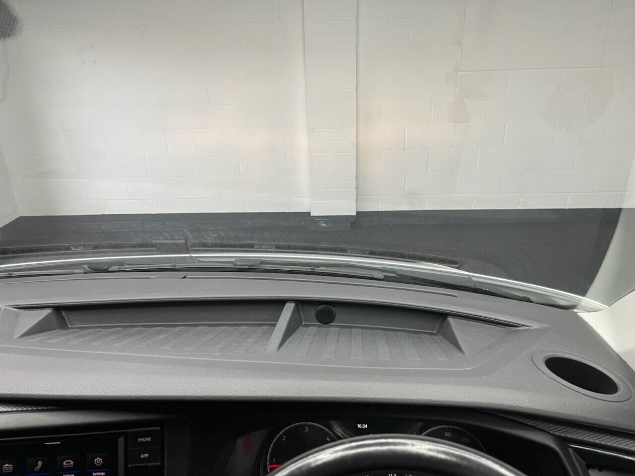 Used Volkswagen Transporter 2023 for sale - 76635417: Photo 34