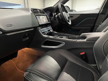Used Jaguar F-Pace 2020 for sale - 79608950: Photo