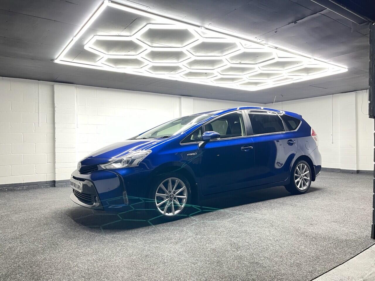 Used Toyota Prius+ 2015 for sale - 76953285: Photo 14