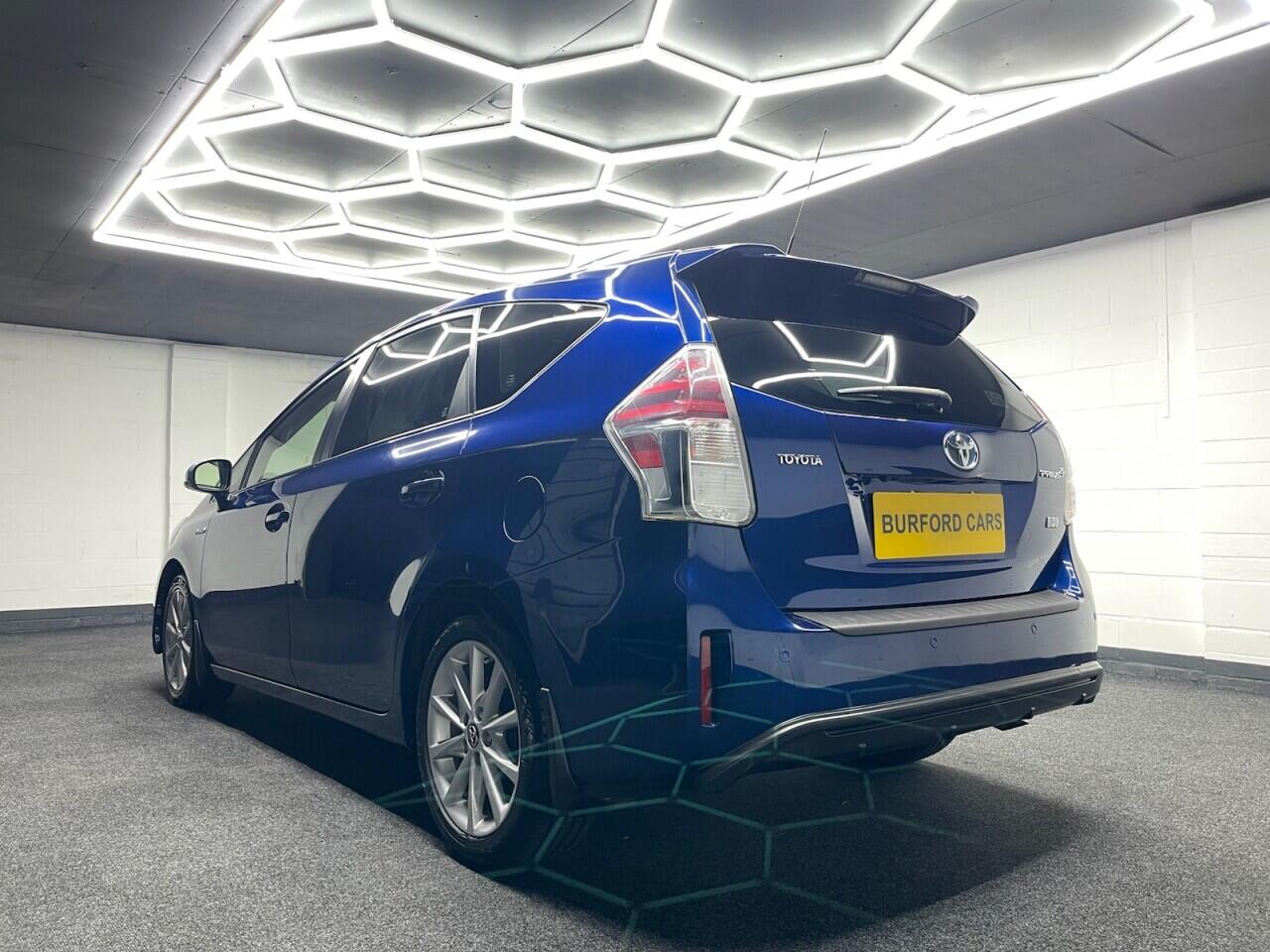 Used Toyota Prius+ 2015 for sale - 76953285: Photo 19