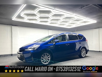 Used Toyota Prius+ 2015 for sale - 76953285: Photo