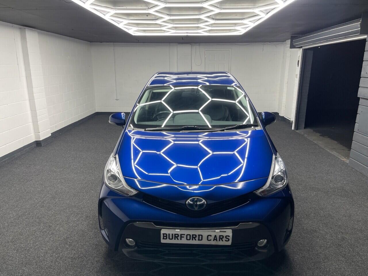 Used Toyota Prius+ 2015 for sale - 76953285: Photo 25