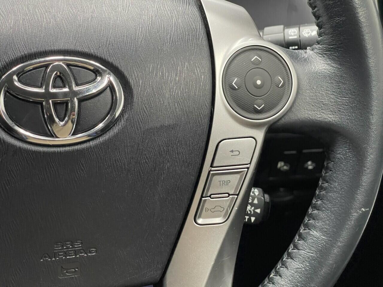 Used Toyota Prius+ 2015 for sale - 76953285: Photo 43