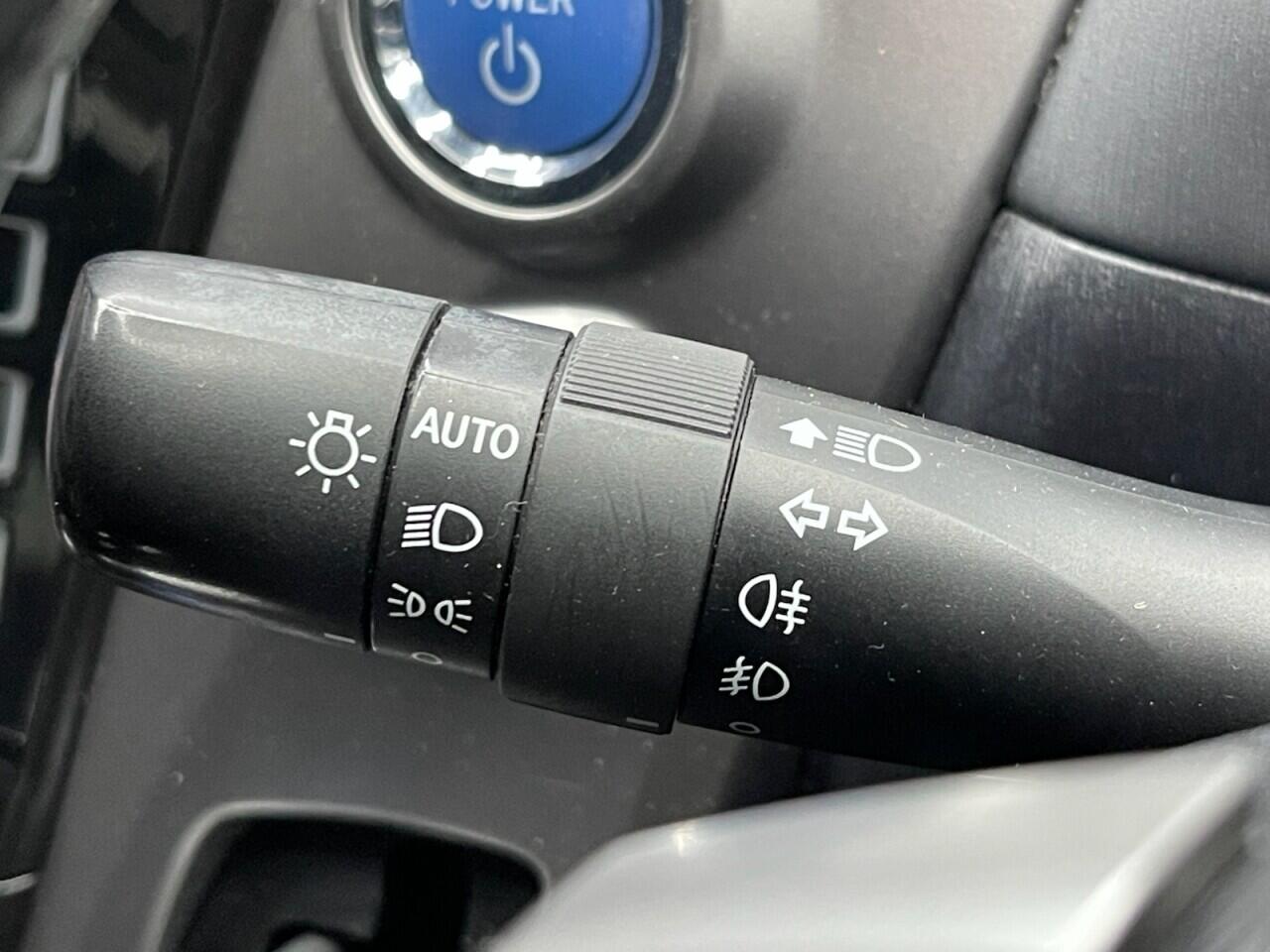 Used Toyota Prius+ 2015 for sale - 76953285: Photo 47