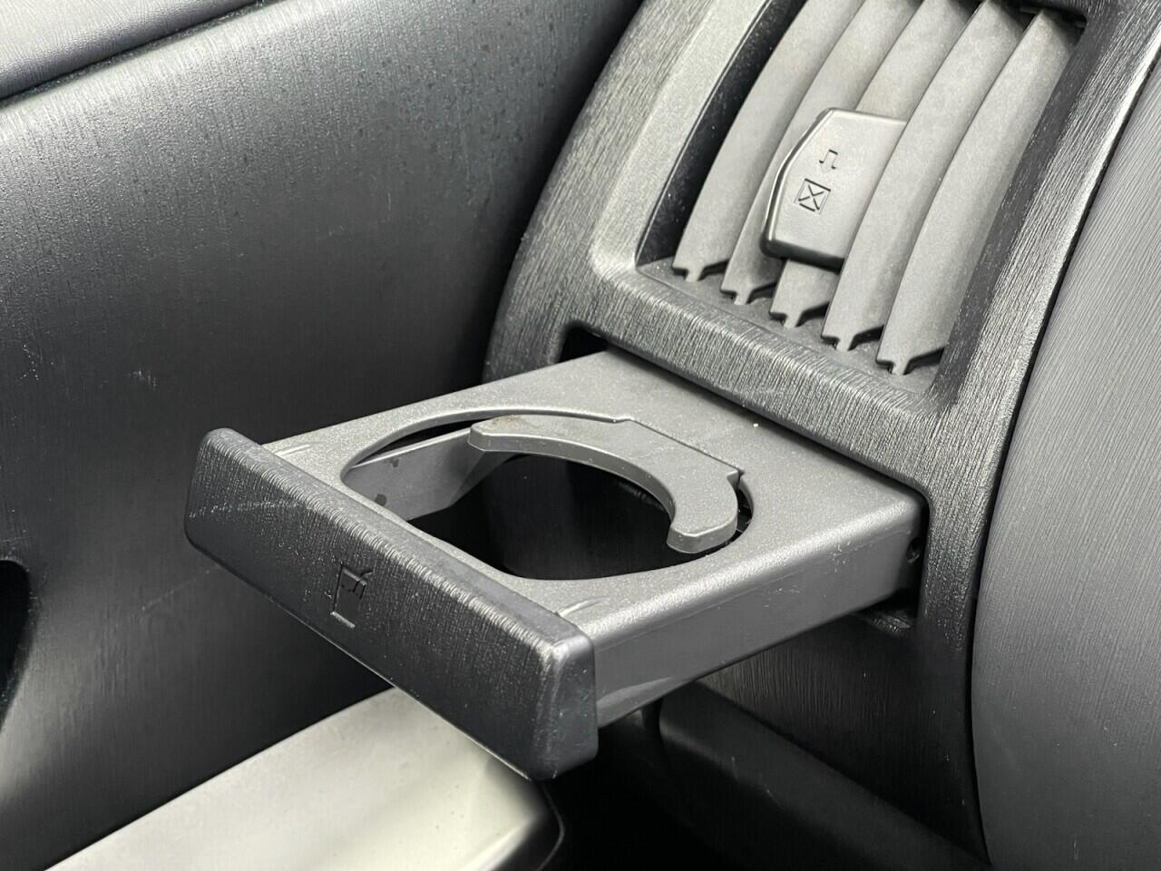 Used Toyota Prius+ 2015 for sale - 76953285: Photo 49