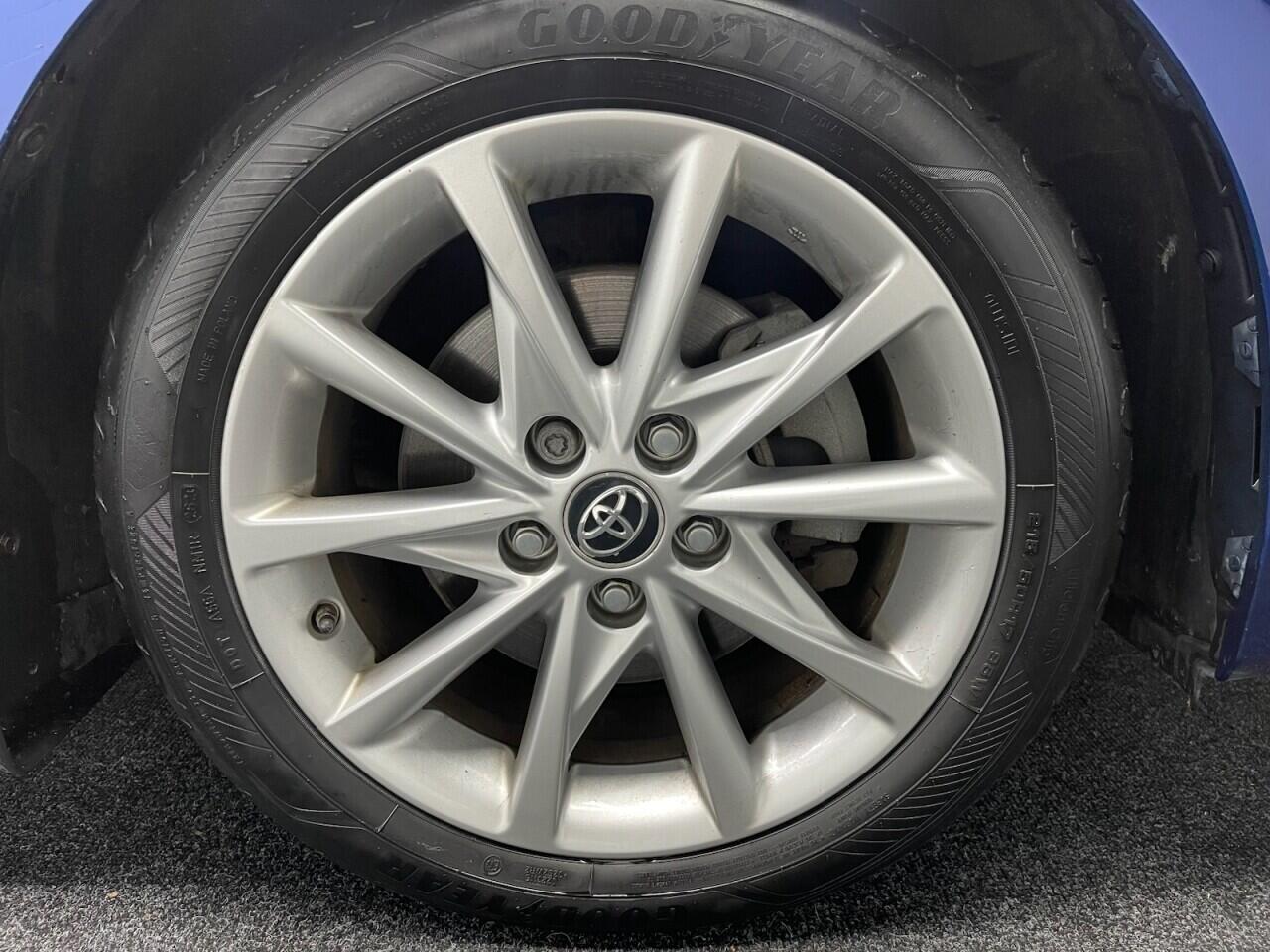 Used Toyota Prius+ 2015 for sale - 76953285: Photo 6