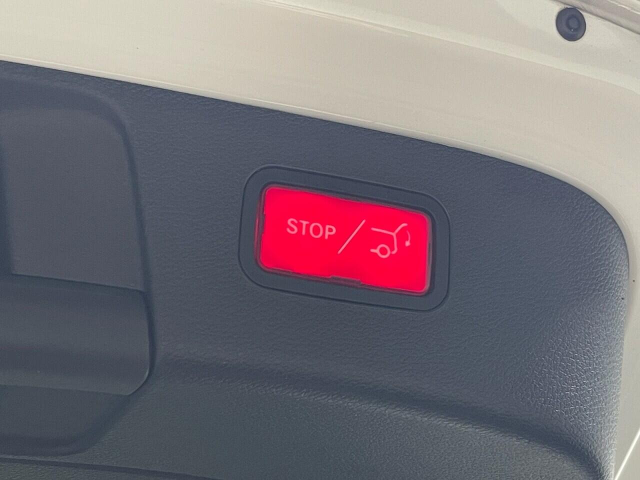 Used Mercedes-Benz GLA 2017 for sale - 76832497: Photo 37