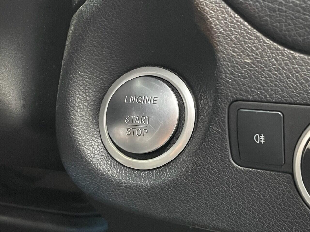 Used Mercedes-Benz GLA 2017 for sale - 76832497: Photo 39