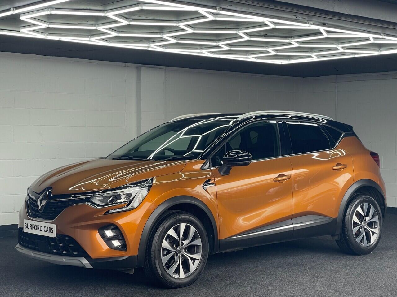 Used Renault Captur 2020 for sale - 78205002: Photo 2