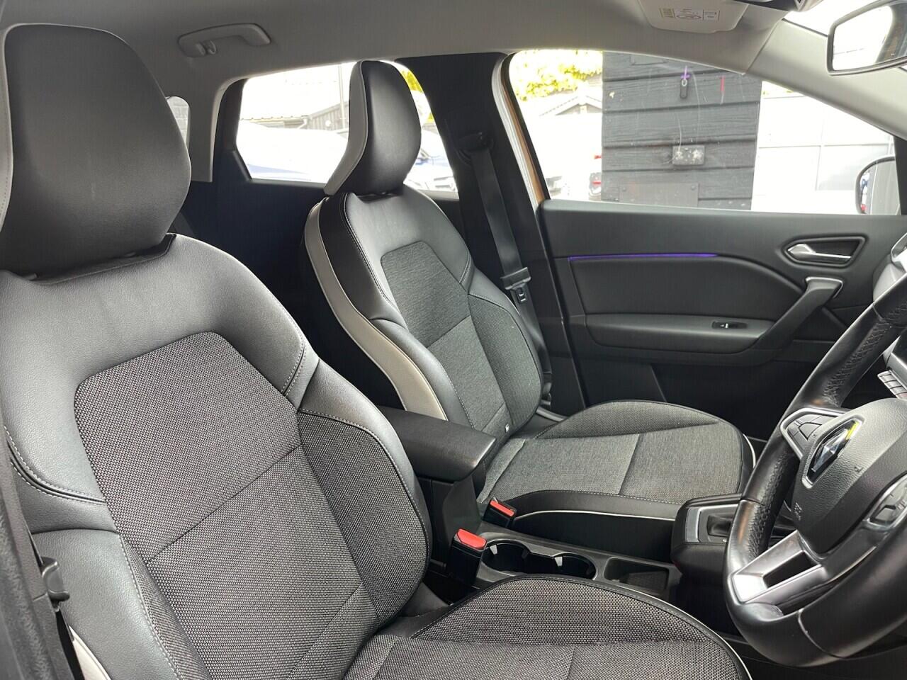 Used Renault Captur 2020 for sale - 78205002: Photo 4