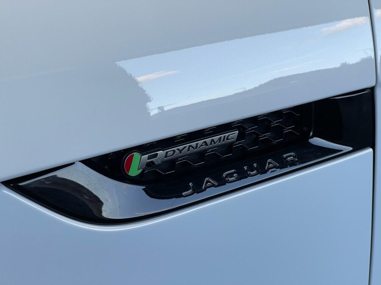 Used Jaguar F-Type 2019 for sale - 76635438: Photo 30