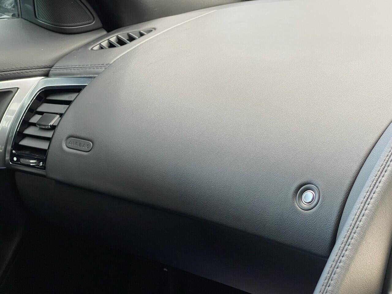 Used Jaguar F-Type 2019 for sale - 76635438: Photo 48