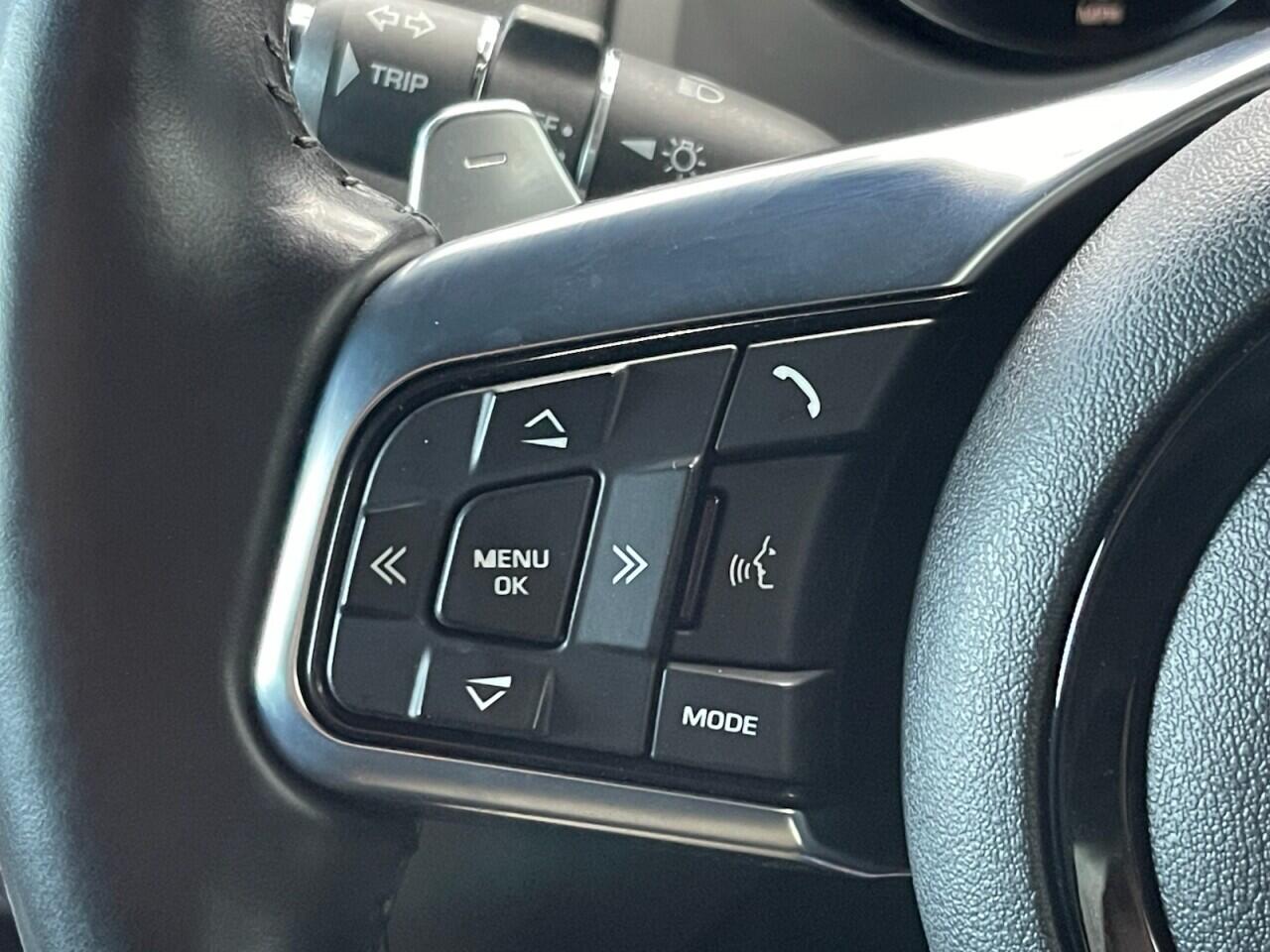 Used Jaguar F-Type 2019 for sale - 76635438: Photo 51