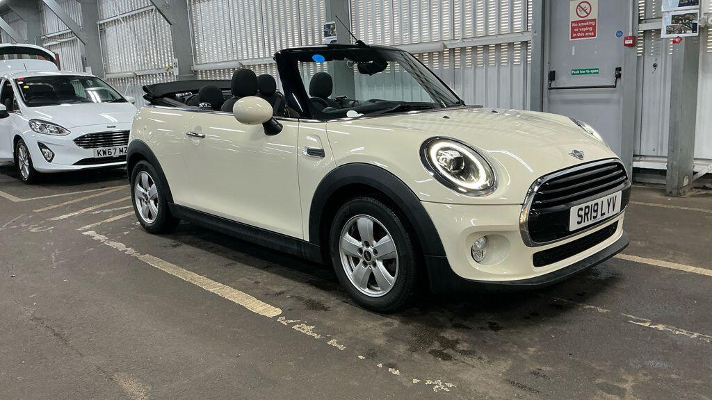 Used MINI Convertible 2019 for sale - 76771969: Photo 1