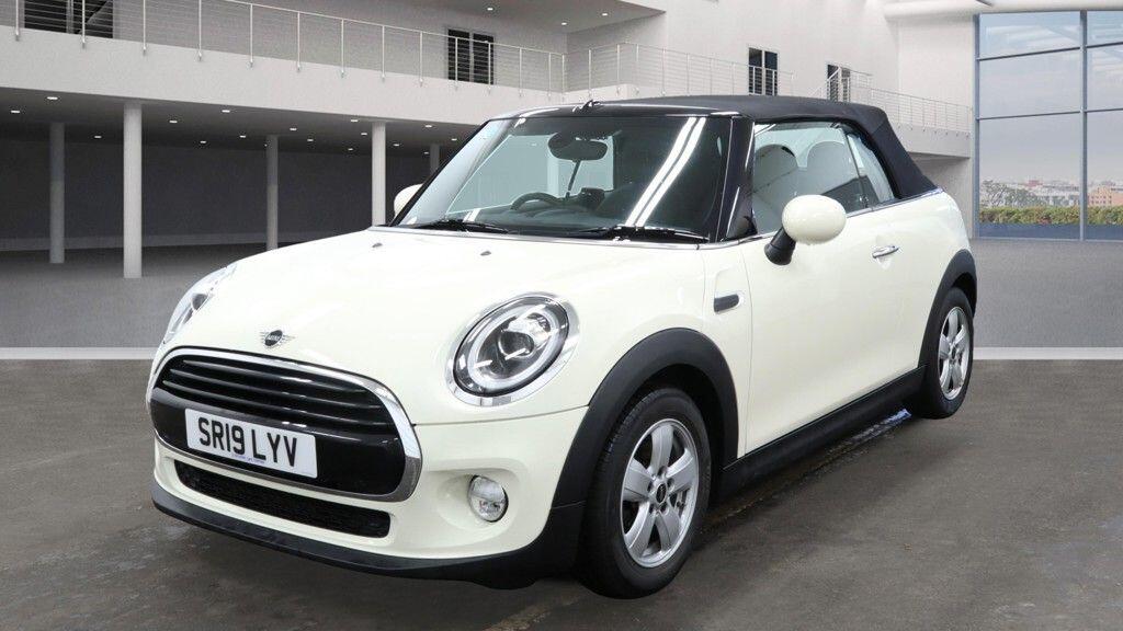 Used MINI Convertible 2019 for sale - 76771969: Photo 3