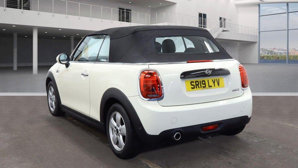 Used MINI Convertible 2019 for sale - 76771969: Photo 4