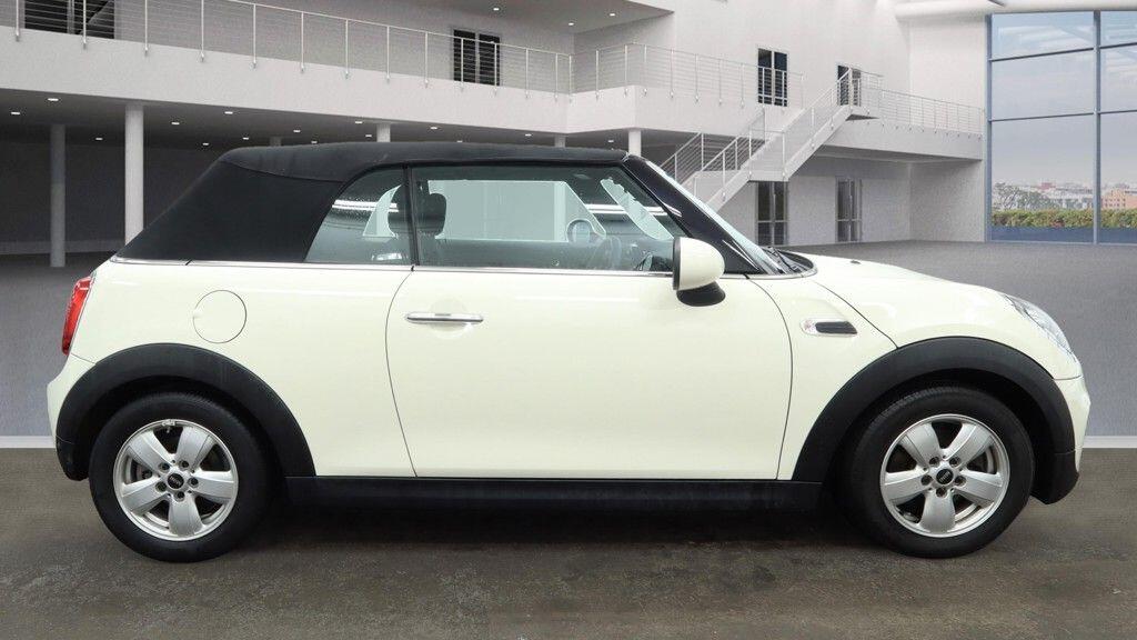 Used MINI Convertible 2019 for sale - 76771969: Photo 6