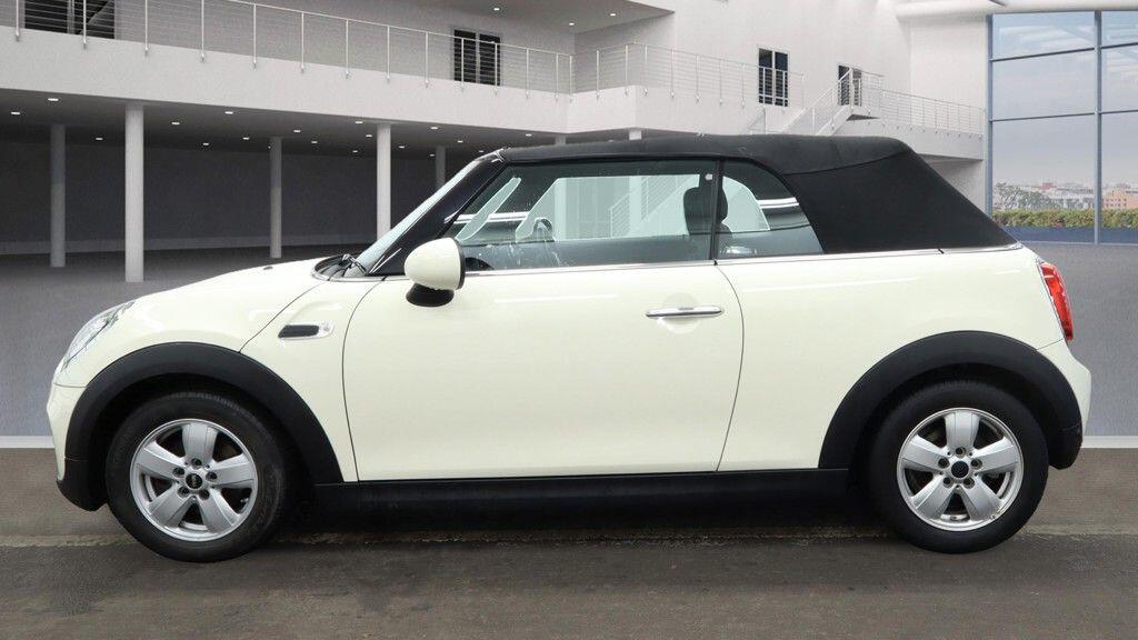 Used MINI Convertible 2019 for sale - 76771969: Photo 7