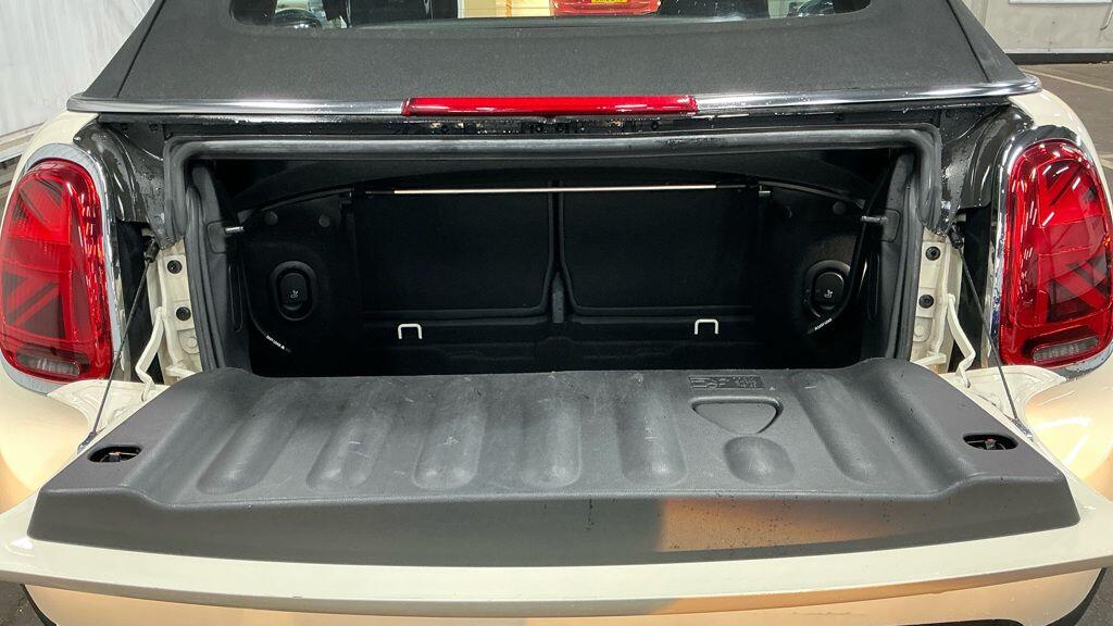 Used MINI Convertible 2019 for sale - 76771969: Photo 8