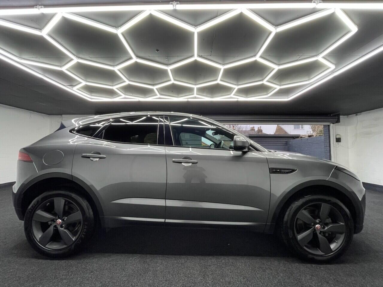 Used Jaguar E-Pace 2020 for sale - 77278935: Photo 3