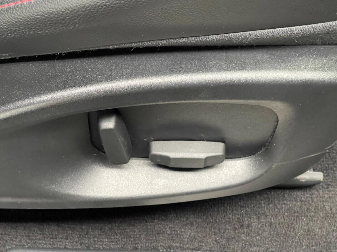 Used Jaguar E-Pace 2020 for sale - 77278935: Photo 35