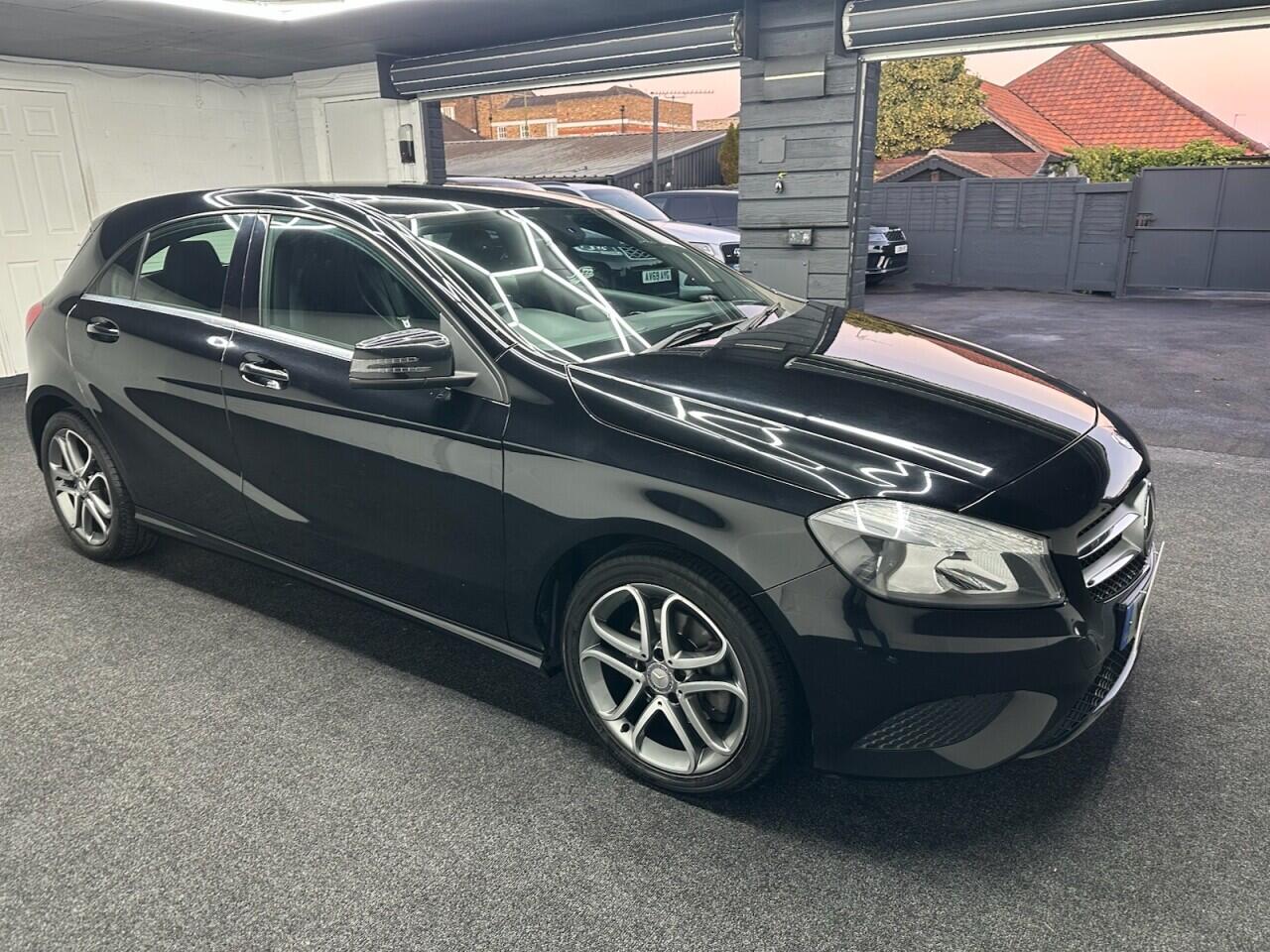 Used Mercedes-Benz A-Class 2014 for sale - 77091610: Photo 5