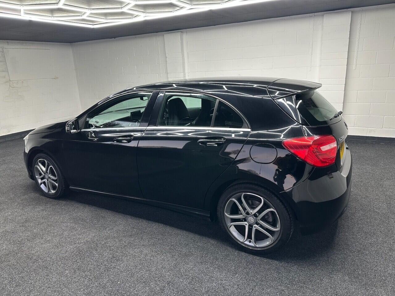 Used Mercedes-Benz A-Class 2014 for sale - 77091610: Photo 9