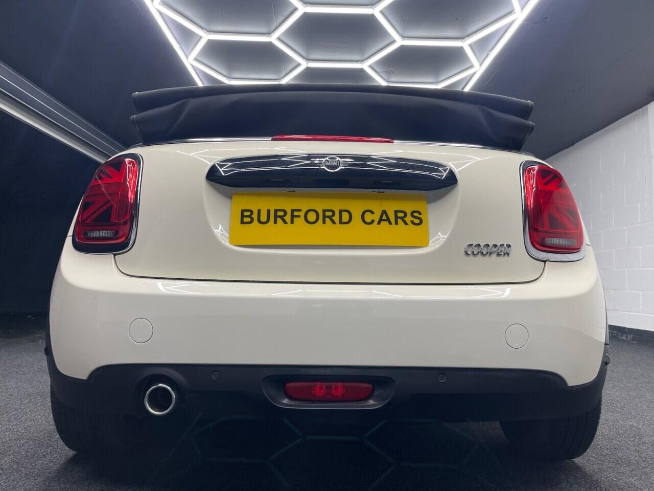 Used MINI Convertible 2019 for sale - 76918551: Photo 16