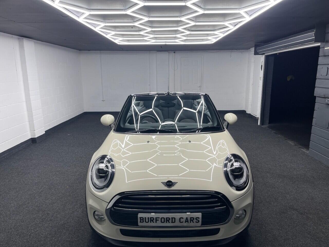 Used MINI Convertible 2019 for sale - 76918551: Photo 21