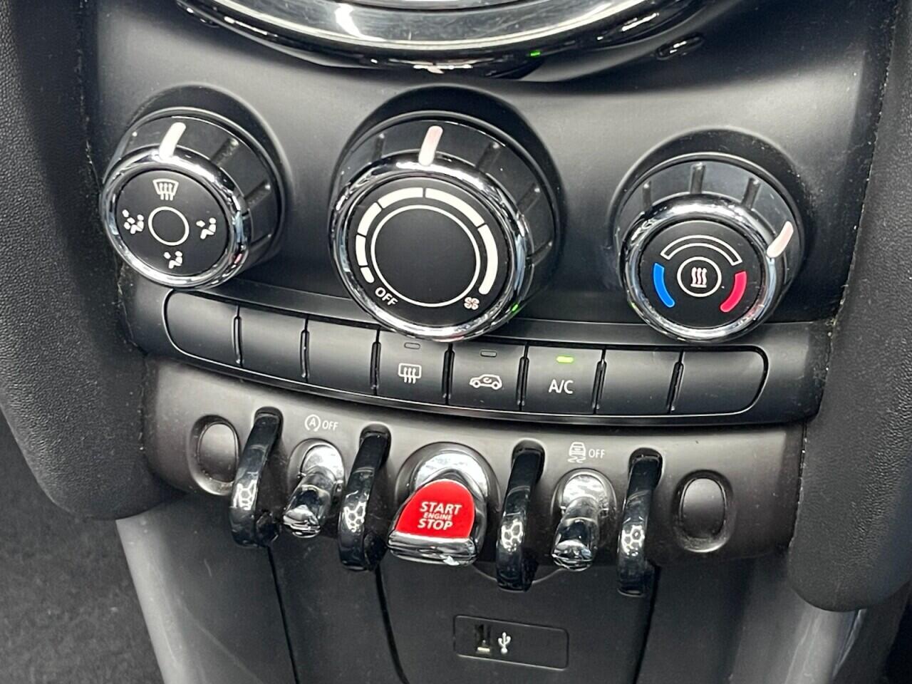 Used MINI Convertible 2019 for sale - 76918551: Photo 26