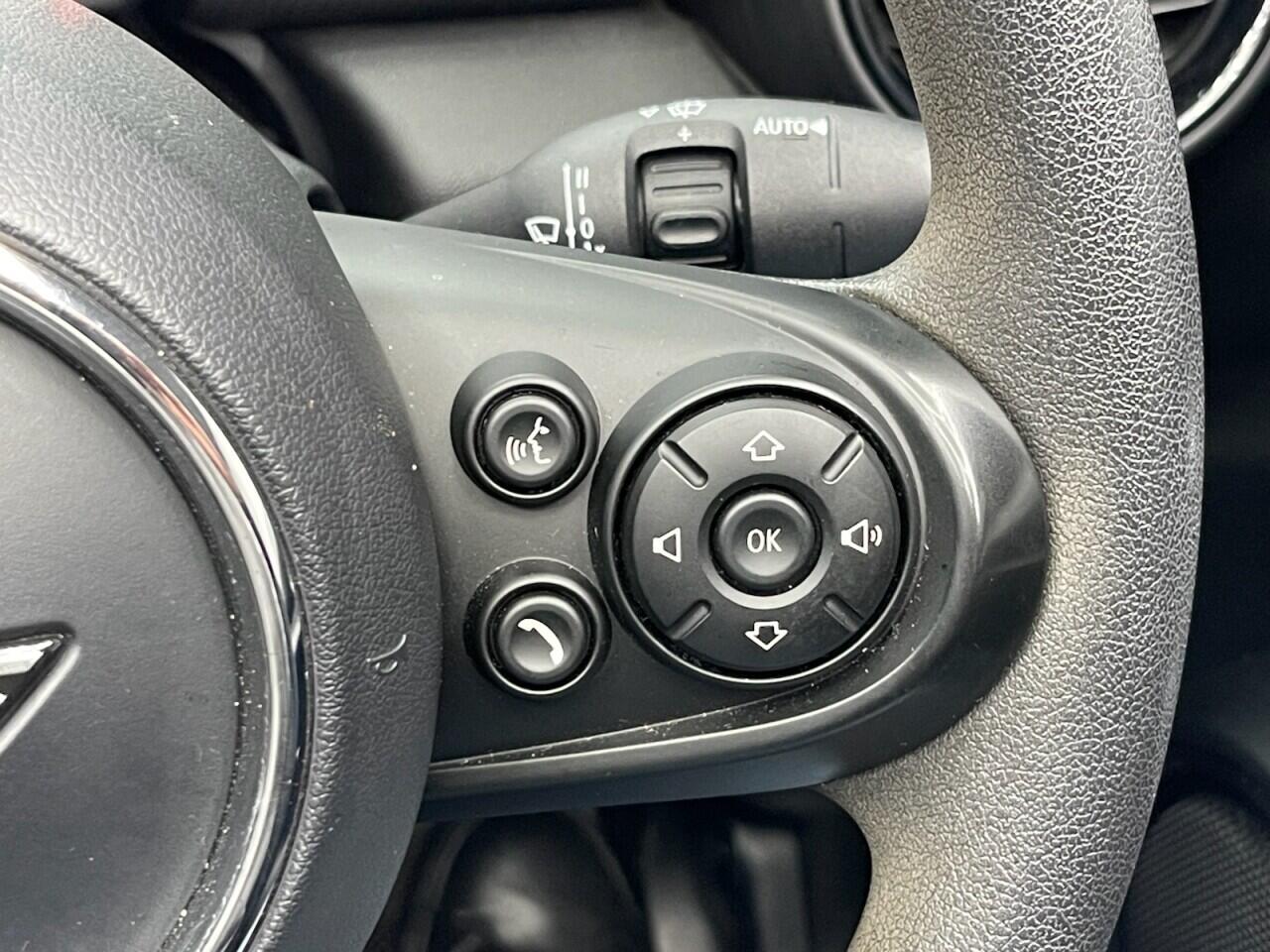 Used MINI Convertible 2019 for sale - 76918551: Photo 28