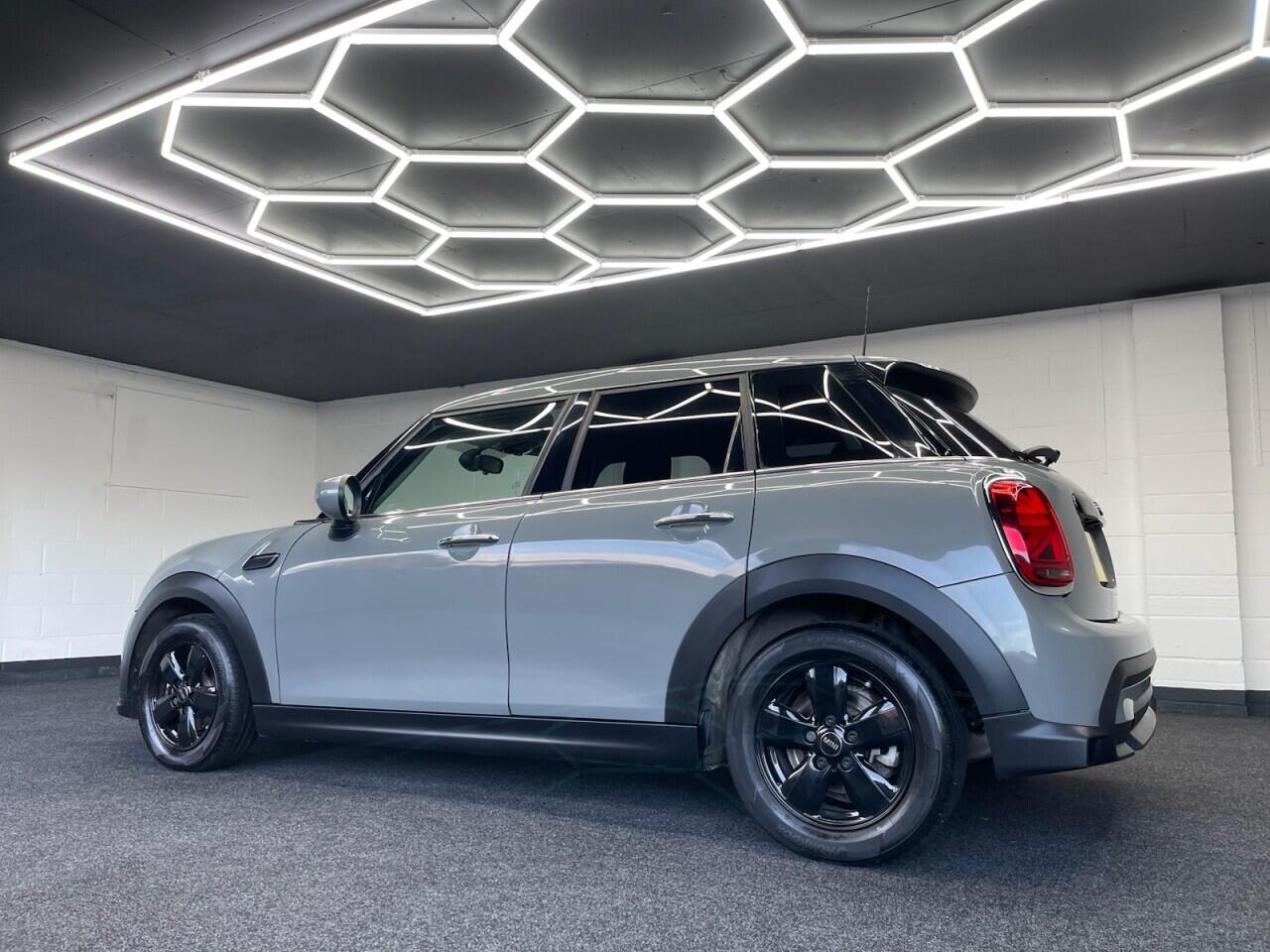 Used MINI Hatch 2021 for sale - 76635426: Photo 16