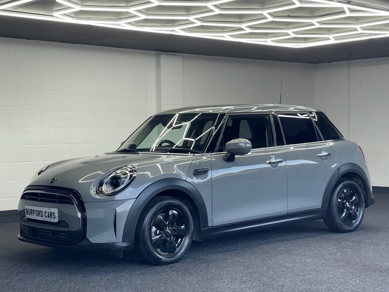 Used MINI Hatch 2021 for sale - 76635426: Photo 2