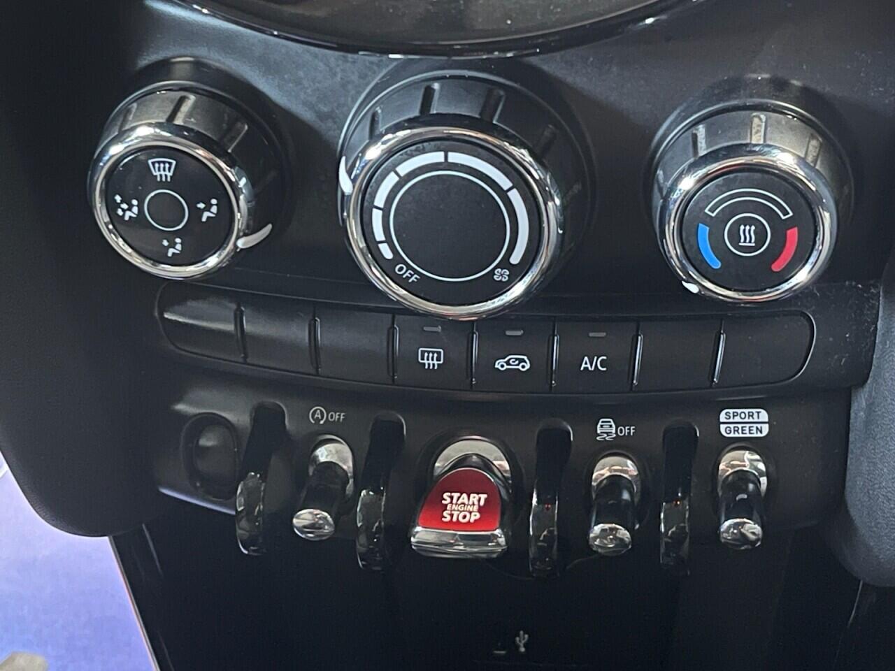 Used MINI Hatch 2021 for sale - 76635426: Photo 32