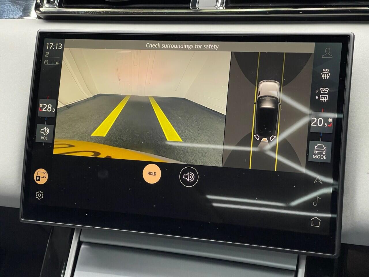 Used Land Rover Range Rover Velar 2023 for sale - 77174422: Photo 10