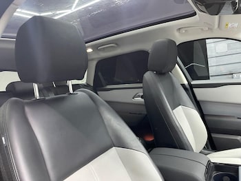 Used Land Rover Range Rover Velar 2023 for sale - 77174422: Photo