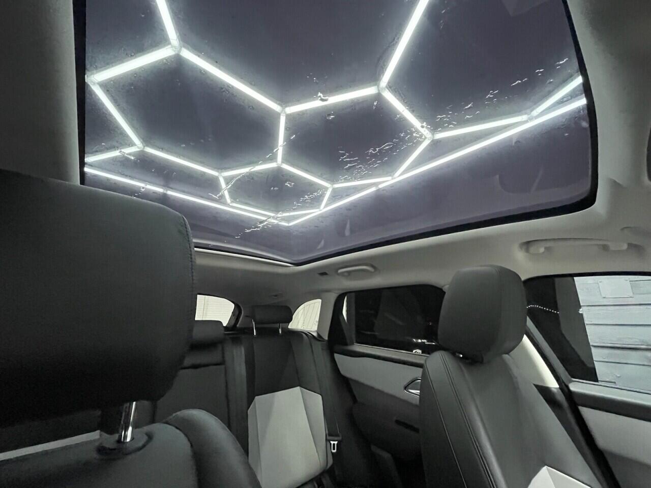 Used Land Rover Range Rover Velar 2023 for sale - 77174422: Photo 54