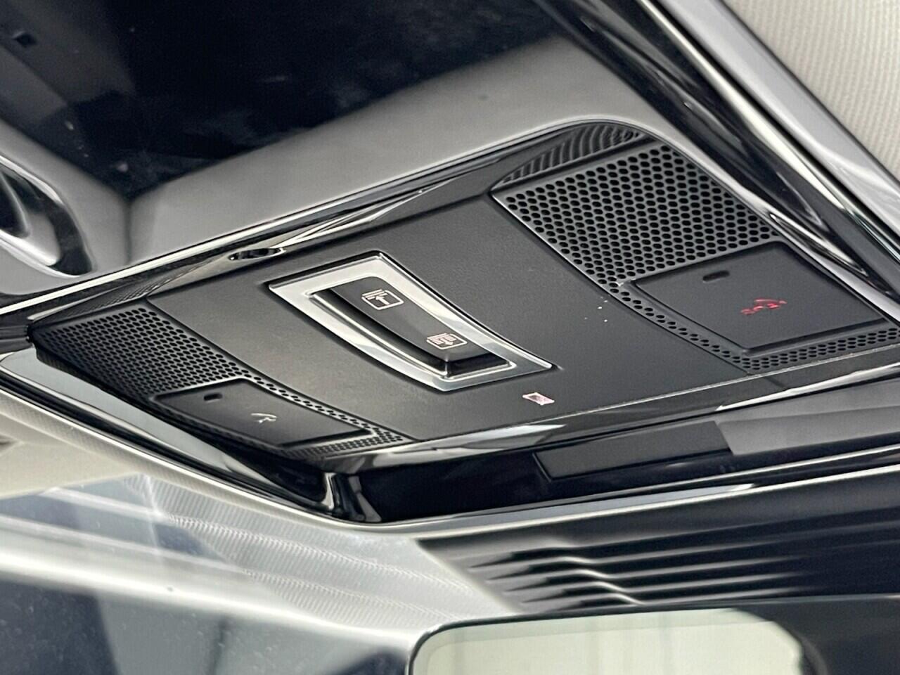 Used Land Rover Range Rover Velar 2023 for sale - 77174422: Photo 55