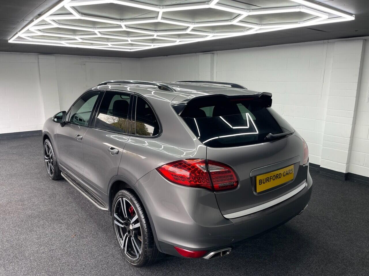 Used Porsche Cayenne 2011 for sale - 76635444: Photo 16