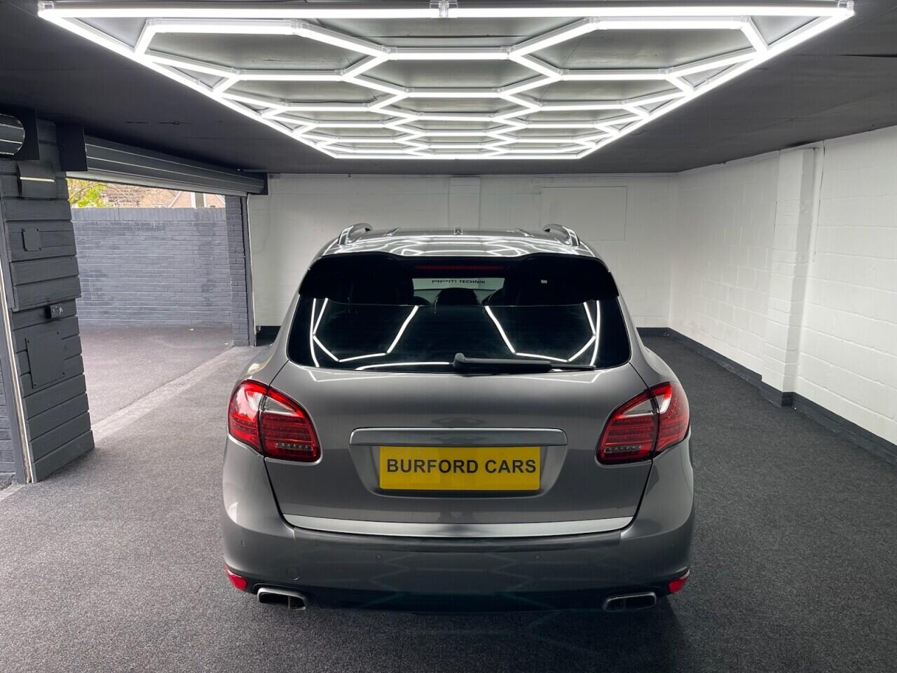 Used Porsche Cayenne 2011 for sale - 76635444: Photo 17