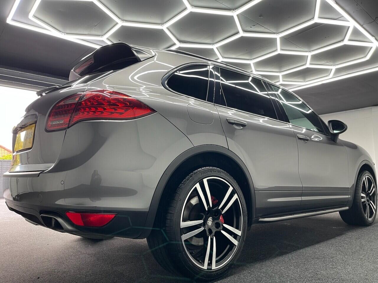 Used Porsche Cayenne 2011 for sale - 76635444: Photo 18