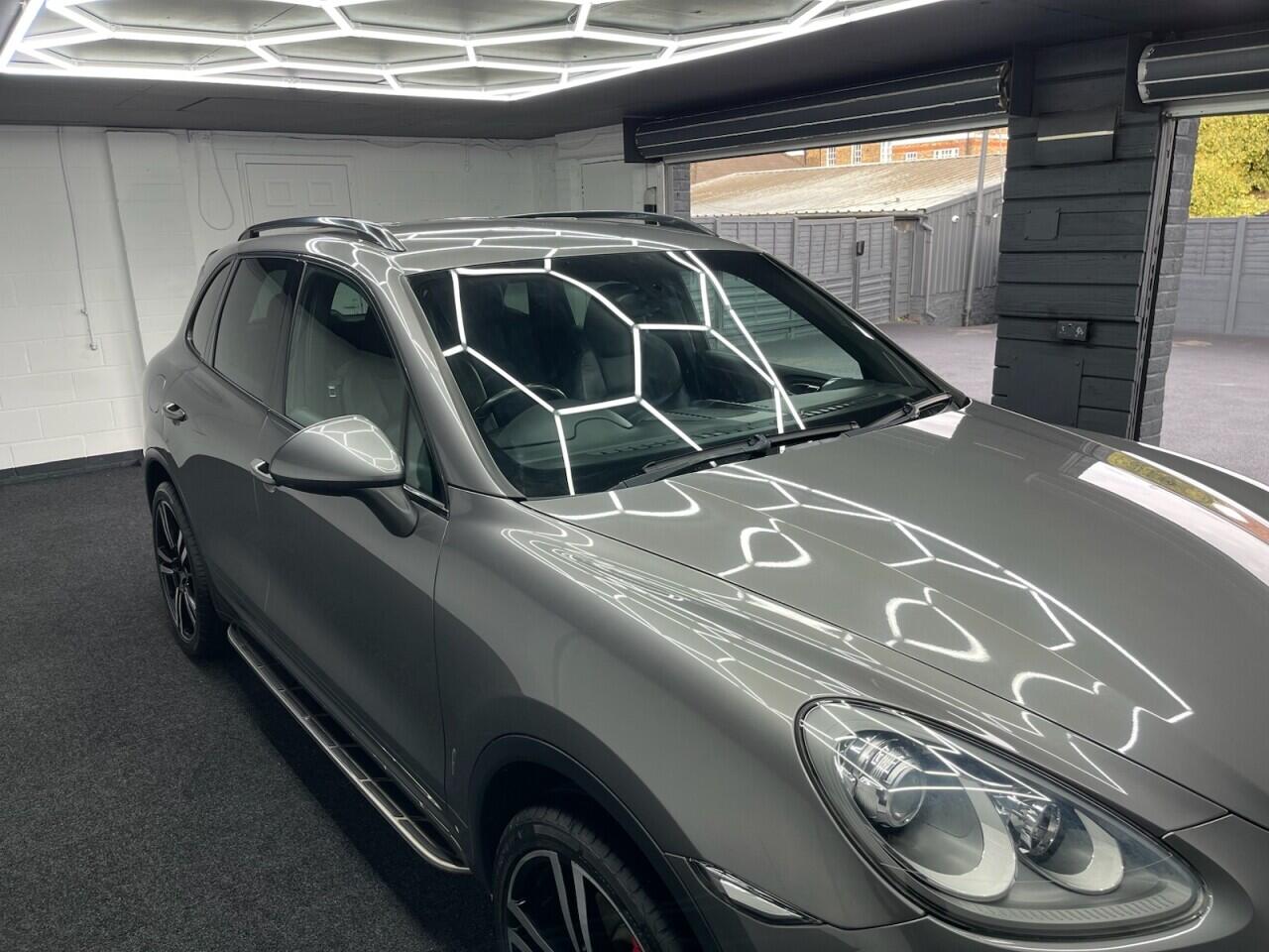 Used Porsche Cayenne 2011 for sale - 76635444: Photo 26