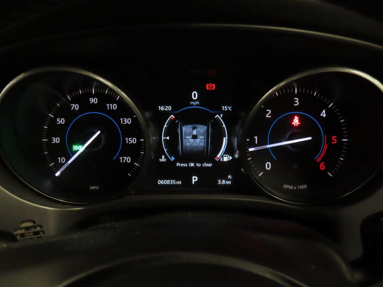 Used Jaguar F-Pace 2017 for sale - 76666706: Photo 10