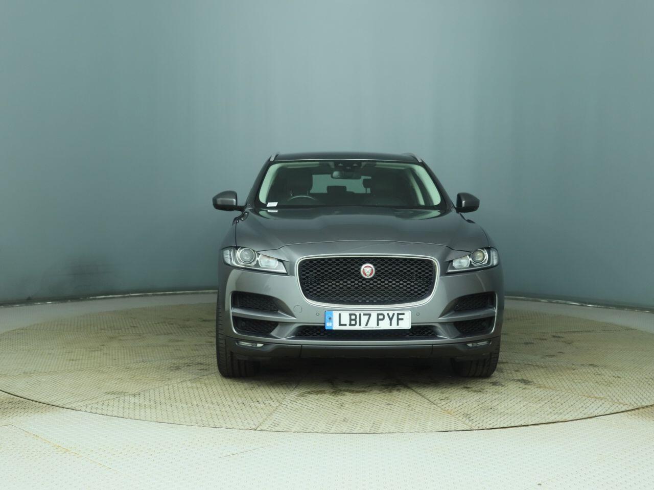 Used Jaguar F-Pace 2017 for sale - 76666706: Photo 2