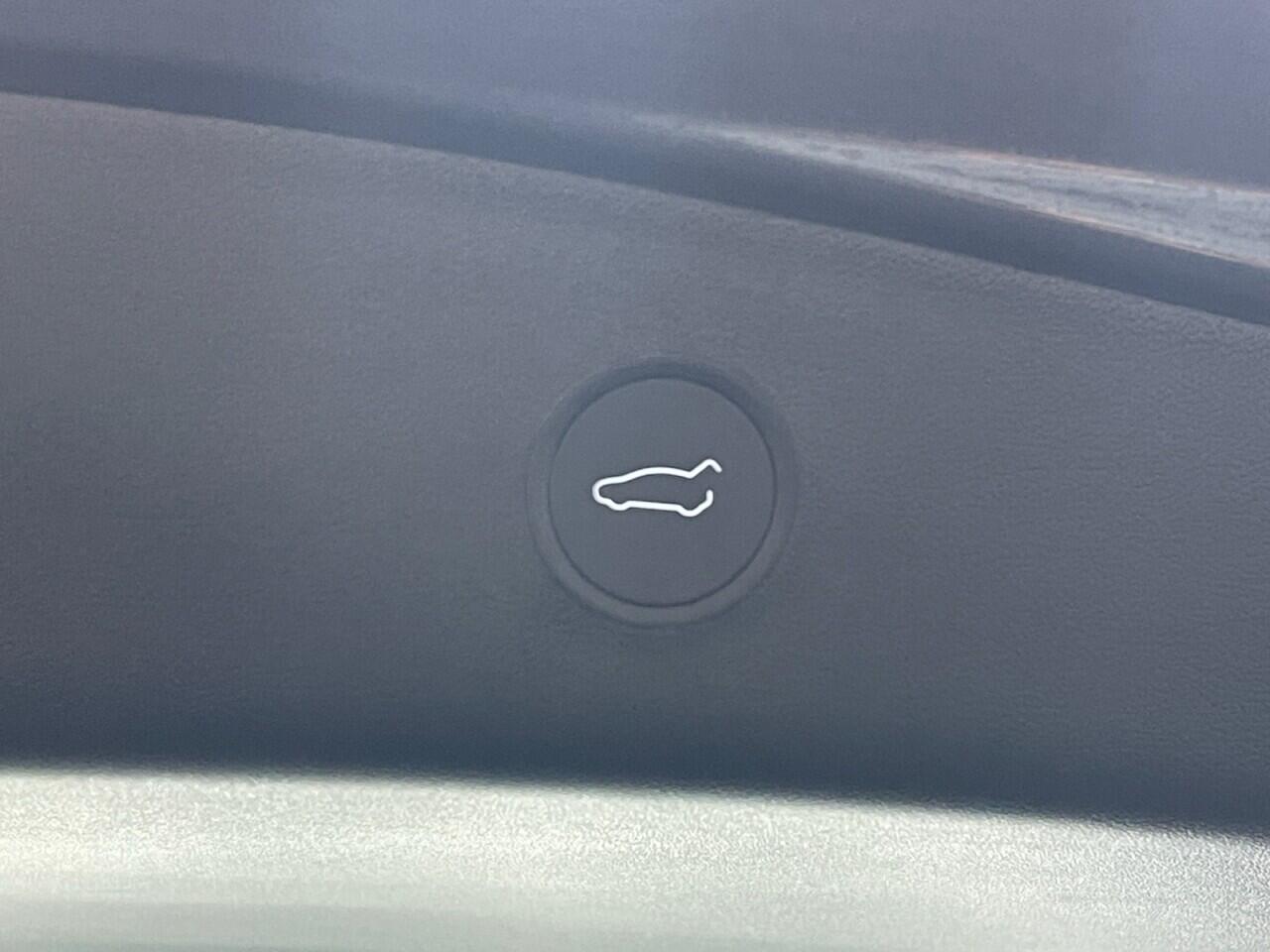 Used Tesla Model 3 2022 for sale - 77411995: Photo 32