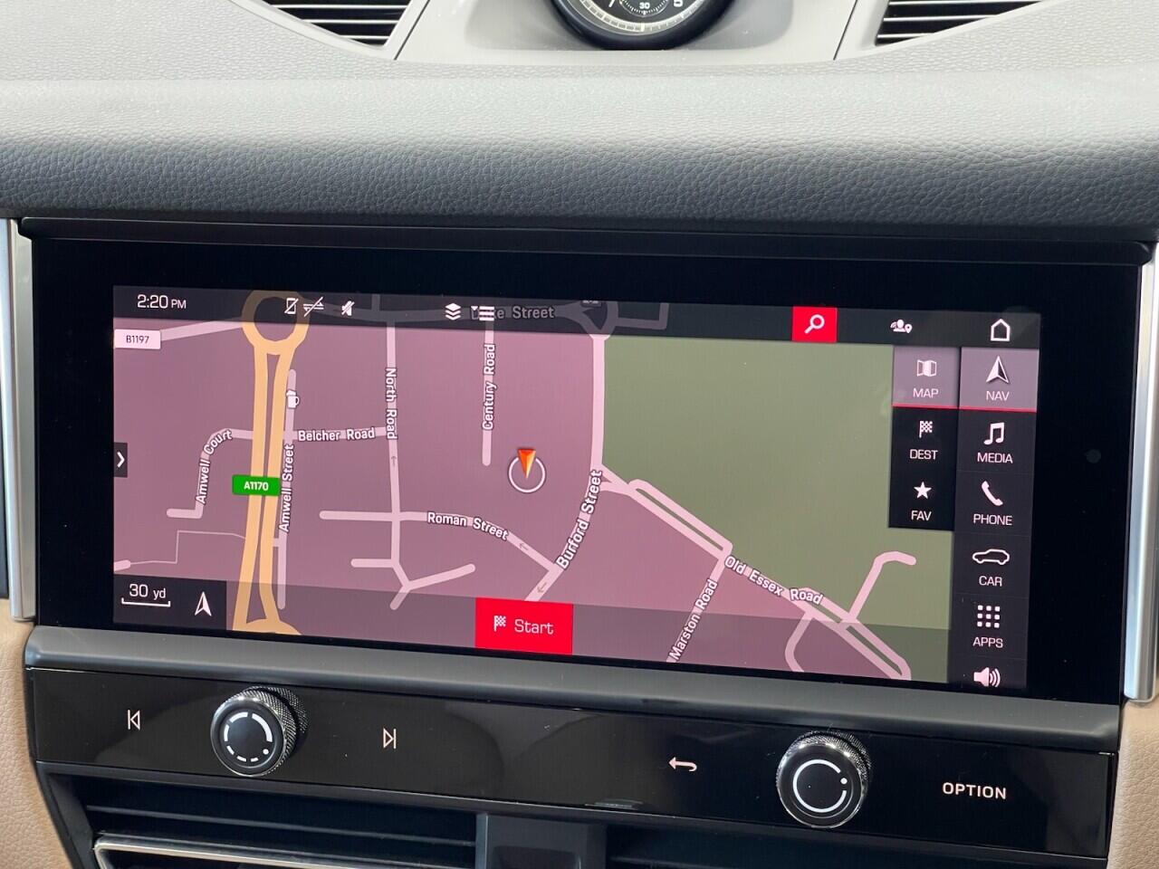 Used Porsche Macan 2023 for sale - 78087214: Photo 11