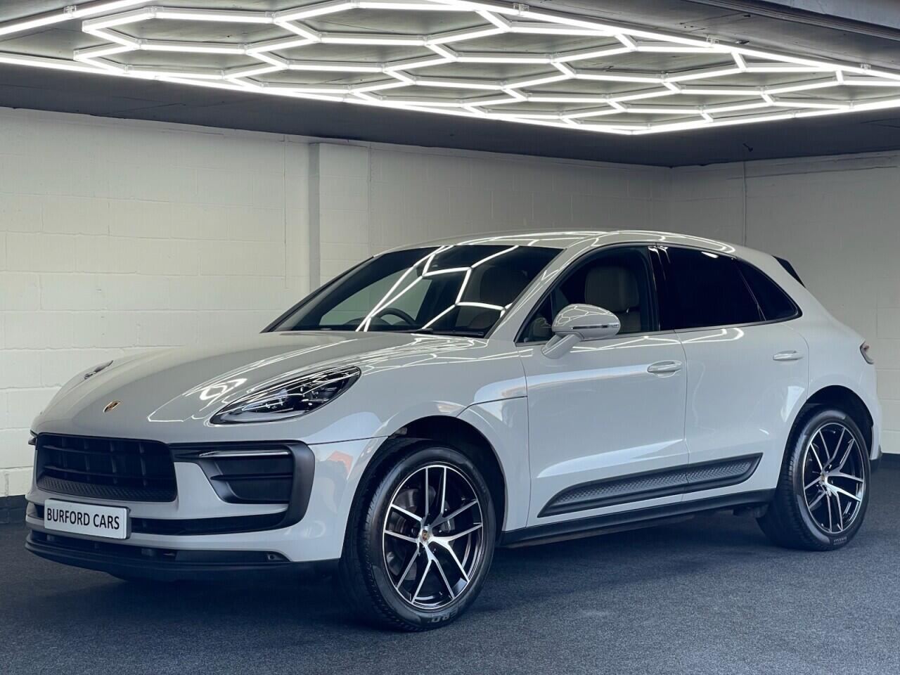 Used Porsche Macan 2023 for sale - 78087214: Photo 2