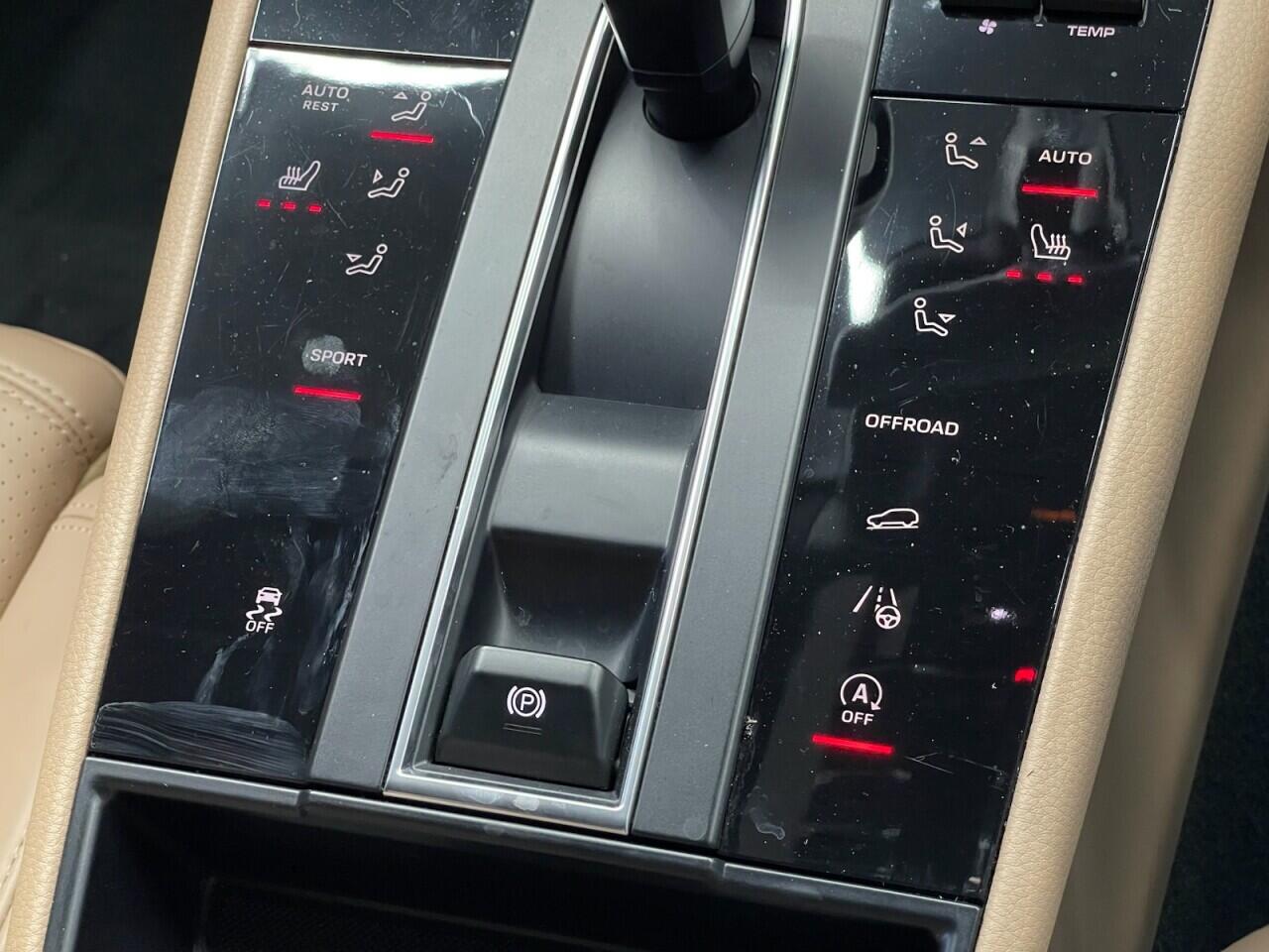 Used Porsche Macan 2023 for sale - 78087214: Photo 48