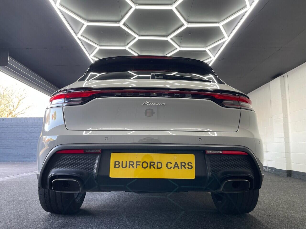 Used Porsche Macan 2023 for sale - 78087214: Photo 8