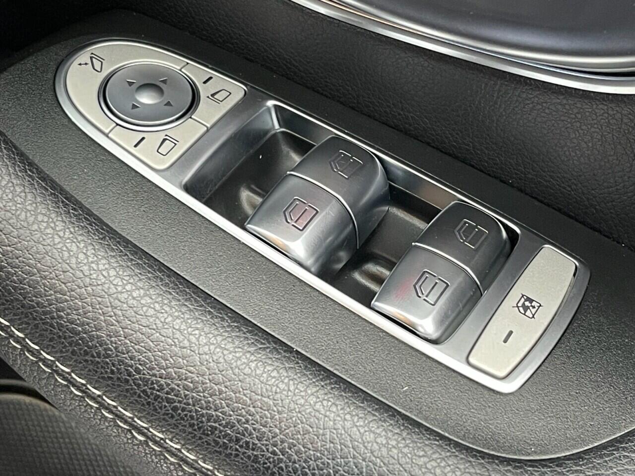 Used Mercedes-Benz E Class 2020 for sale - 77015934: Photo 36